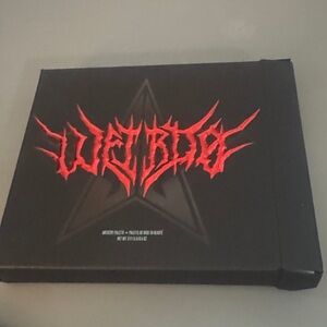 Jeffree Star Red and Black Eyeshadow Palette